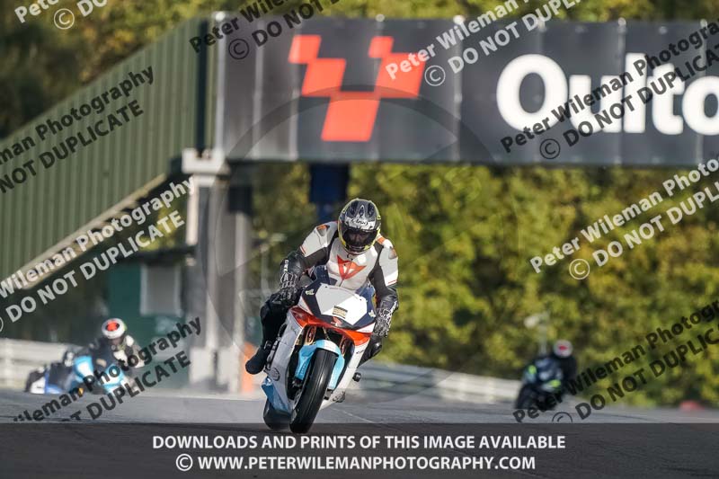 anglesey;brands hatch;cadwell park;croft;donington park;enduro digital images;event digital images;eventdigitalimages;mallory;no limits;oulton park;peter wileman photography;racing digital images;silverstone;snetterton;trackday digital images;trackday photos;vmcc banbury run;welsh 2 day enduro
